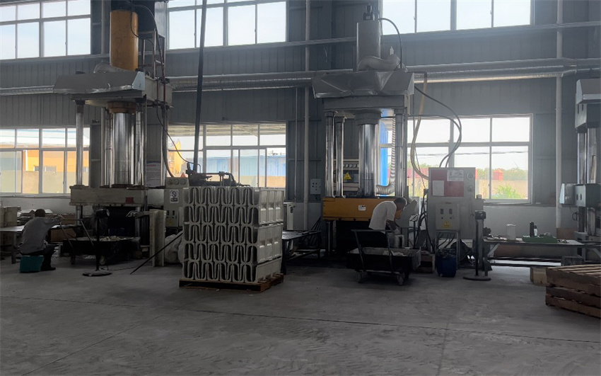 排水溝車(chē)間